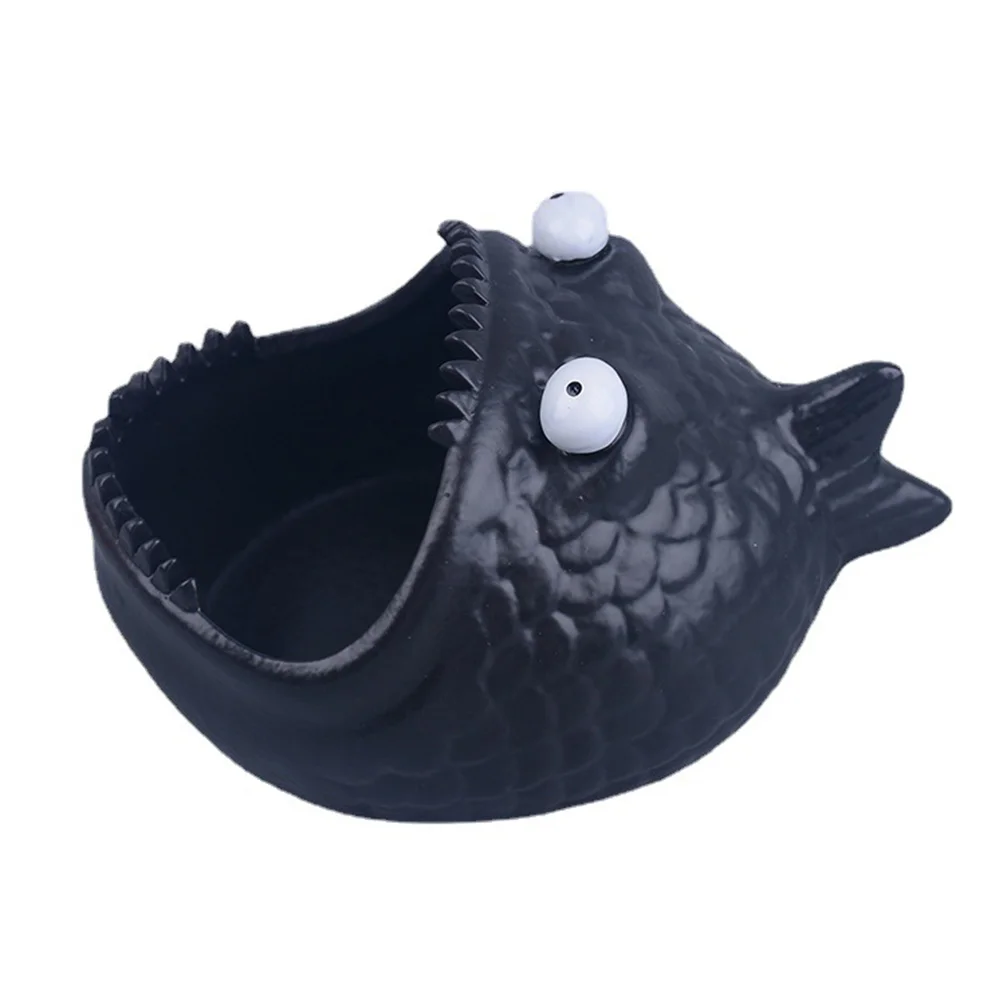 

1Pc Cartoon Piranha Ashtray Ceramic Ashtray Home Table Ornament Black