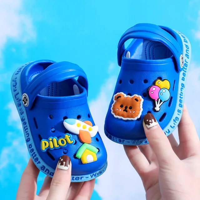 Kids Summer Cartoon Cave Hole Sandals 2022 Garden Beach Slippers Sandals Non-Slip Soft Soled Quick Drying Shoes 6
