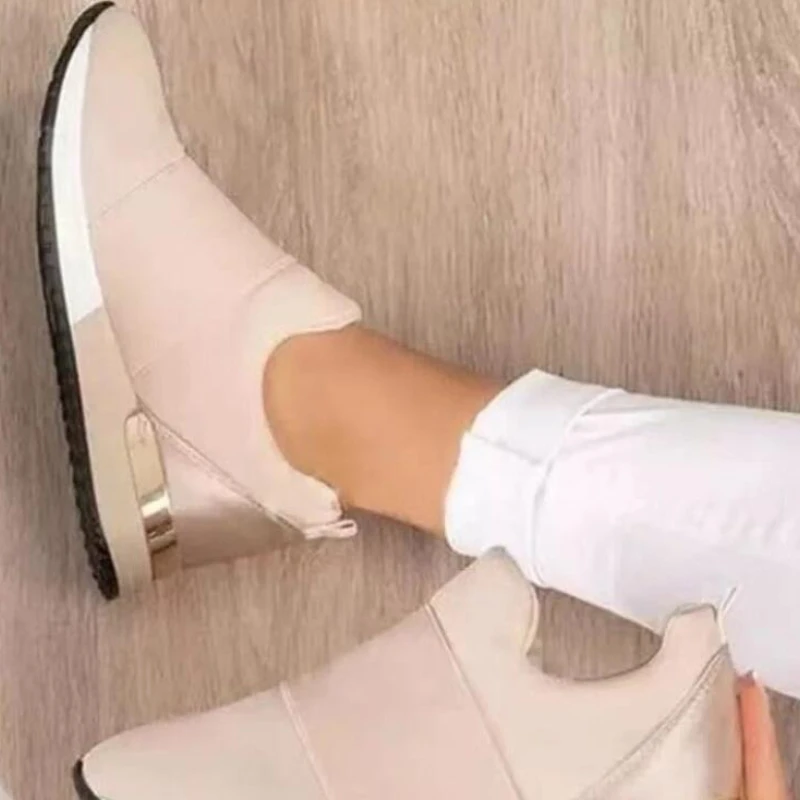 

Women's Sneakers Spring Autumn Flat Slip-on Casual Shoes for Woman Fashion All-match Solid Color Sports Running Shoes Plus Szie