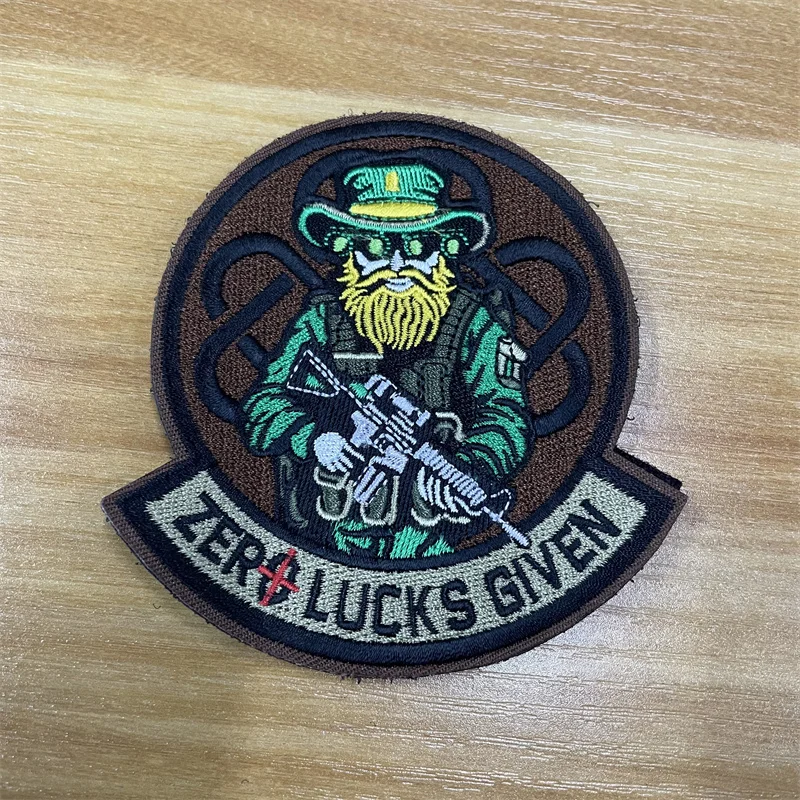 Военный пистолет тактическая нашивка ангел кролик пингвин борьба или полет