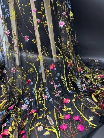 Женское платье из полиэстера