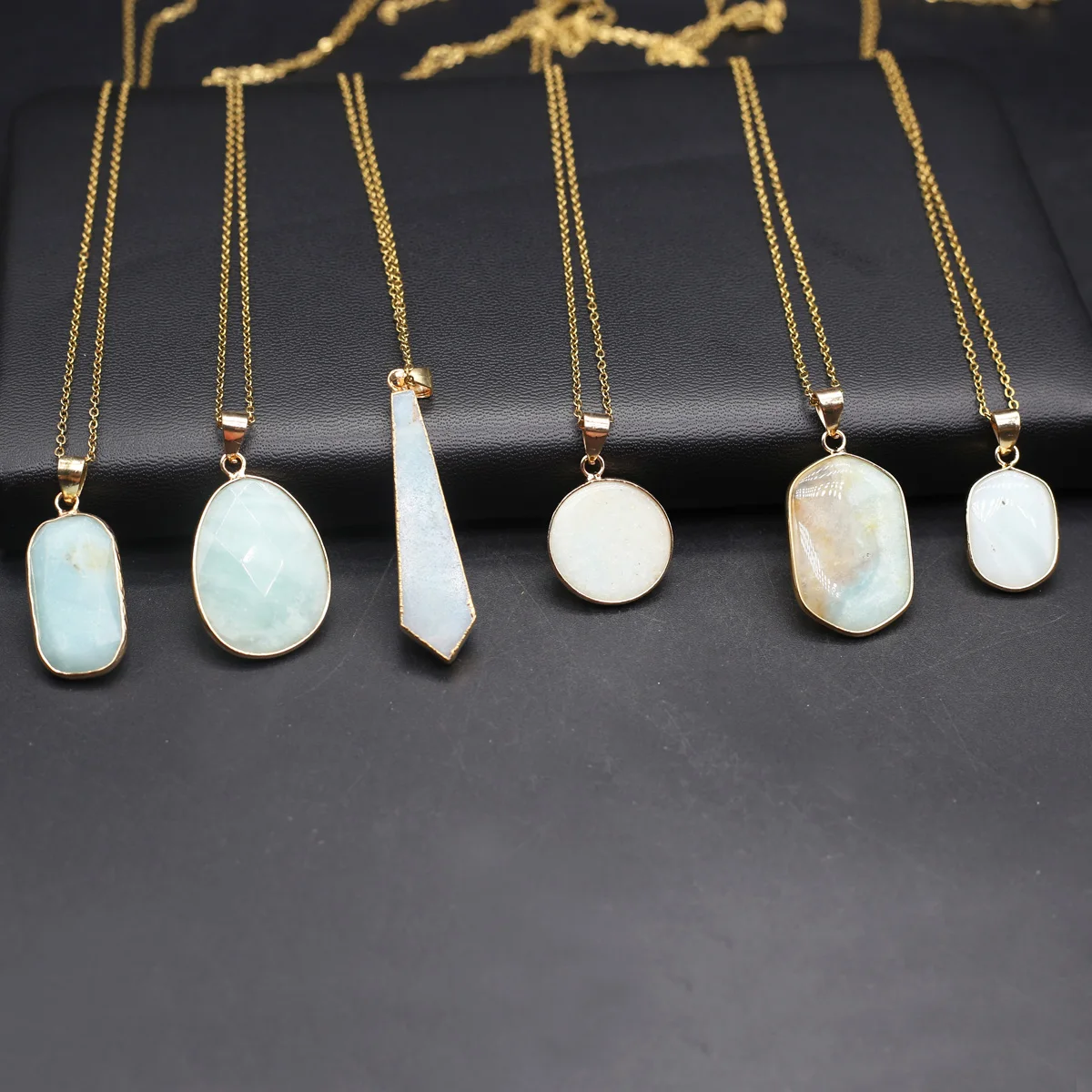 Купи Yachu Natural Stone Amazonite Geometric Pendant Sweater Chain Necklace Drop Of Water For Women Men Necklaces Fashion Jewelry за 145 рублей в магазине AliExpress