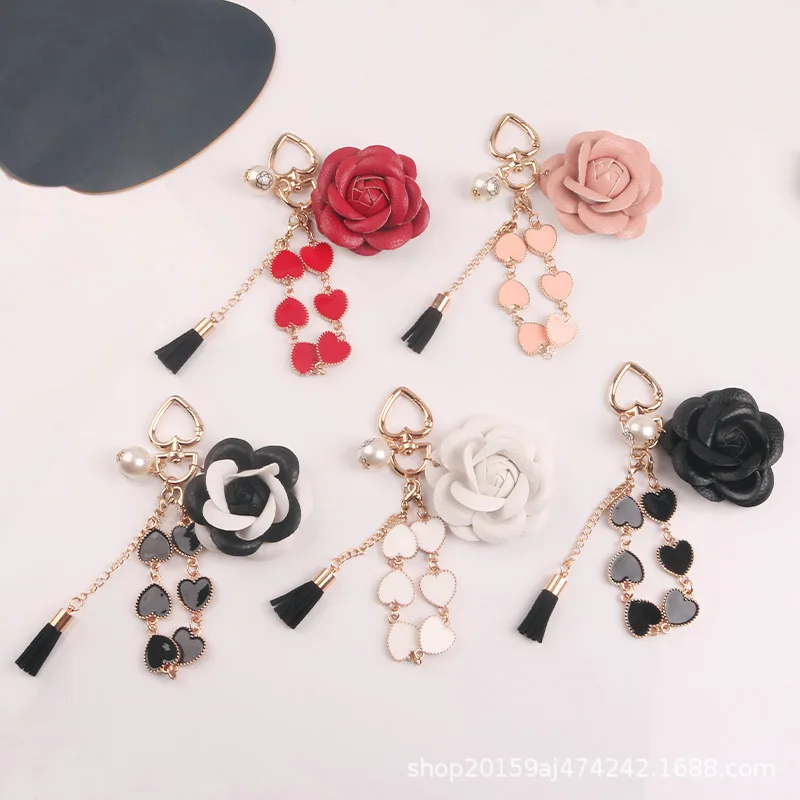 

Новинка цепочка для ключей в форме сердца кожаный брелок для ключей Камелия Подвеска Аксессуары креативные жемчужные кисточки Аксессуары ...