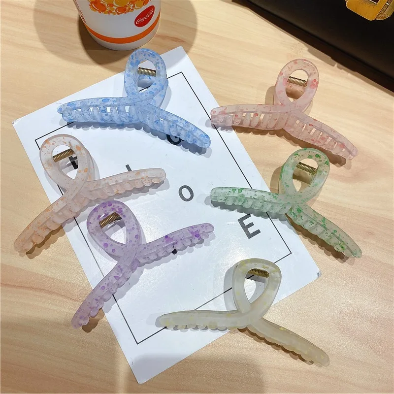 

2022 New Hair Claw Clip for Women Girls Tough Colorful Plastic Hair Claw Shark Hair Clamps Claw Clip Crab Chic Hair Accessories