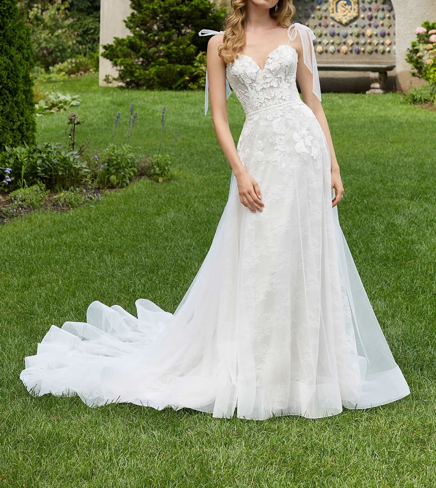 

Autumn Long Leaves Appliqued Women Bride Straight Tulle Wedding Dress WHW-608