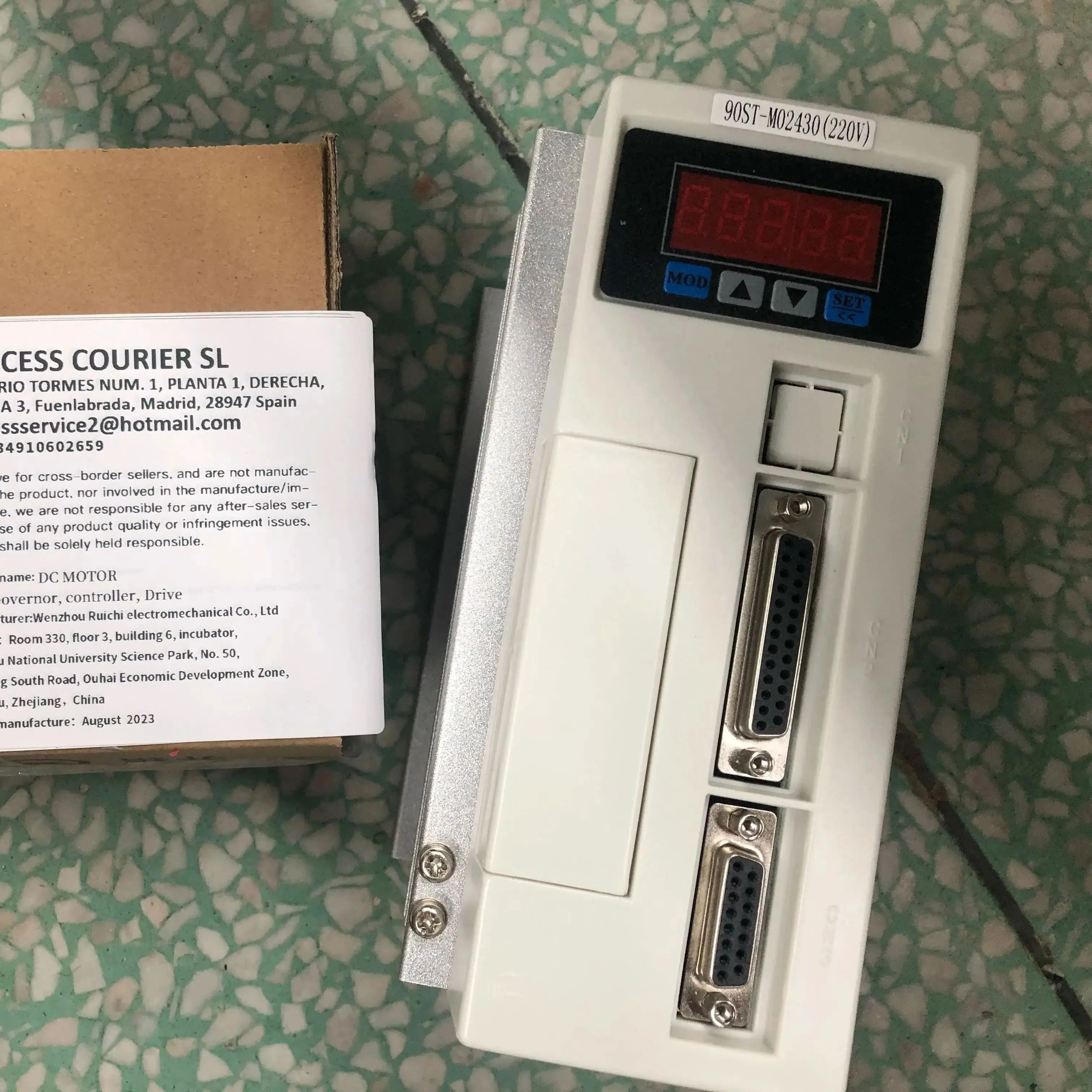 80ST-M02430 90ST-M02430 220В белый контроллер AASD-15 Черный