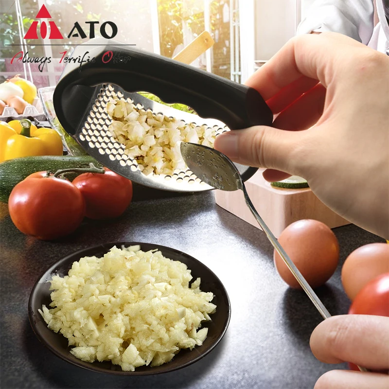 

Practical Stainless Steel Garlic Press Manual Garlic Mincer Vegetable Chopper Garlic Tools Arc Vegetable Gadgets Accessories