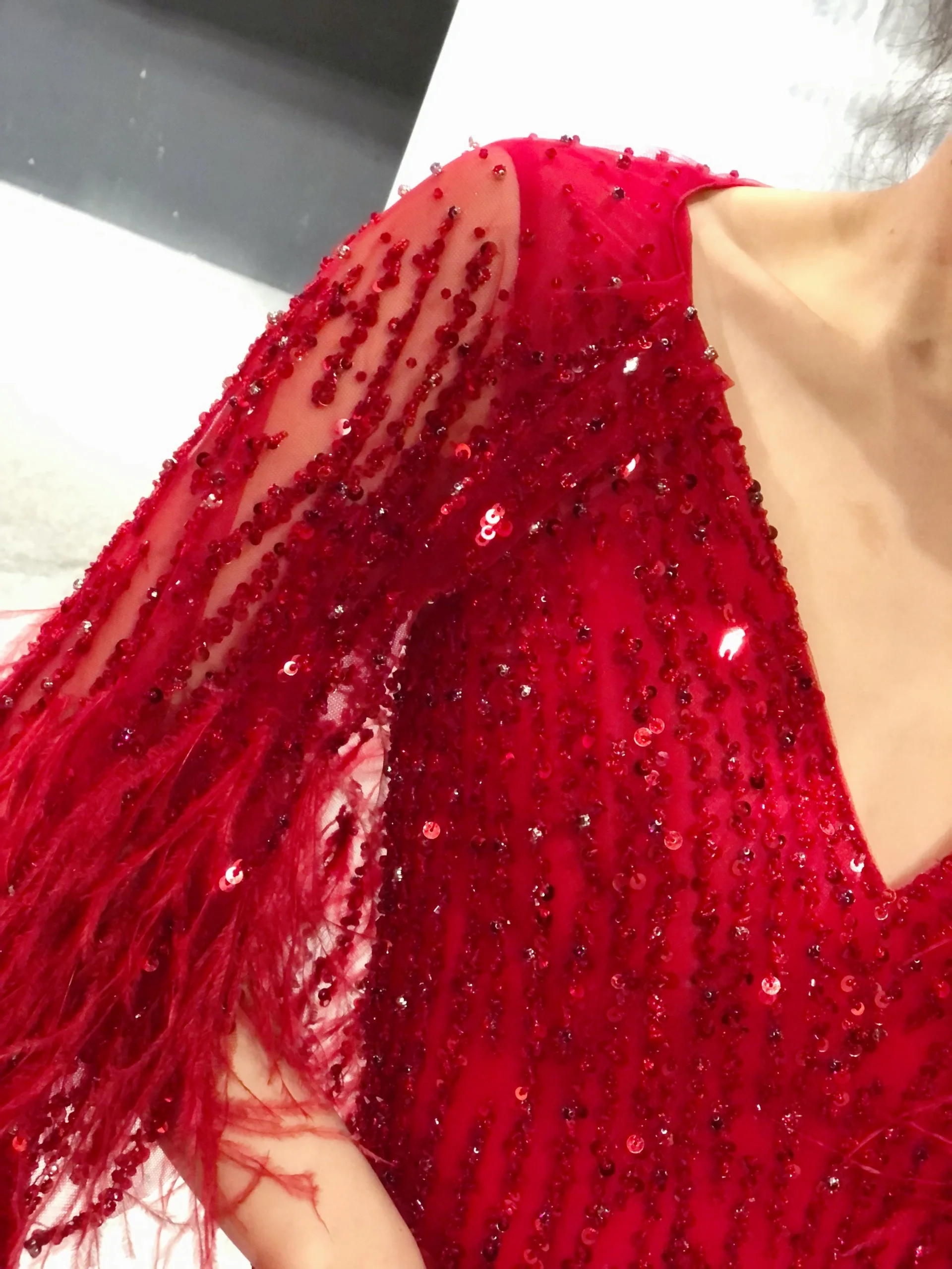 Рисунок 4 - Реальные фотографии темно-красного