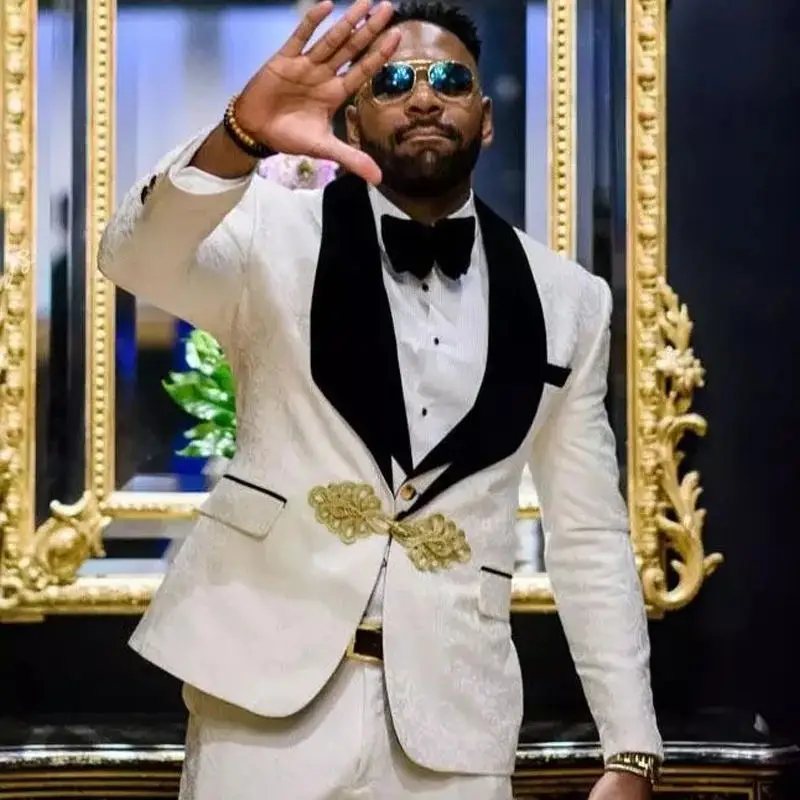 

3 Pieces Men Suits Tailor-Made Floweral Pattern Slim FIt White Blazer Black Velvet Lapel Vest Pants Wedding Business Groom