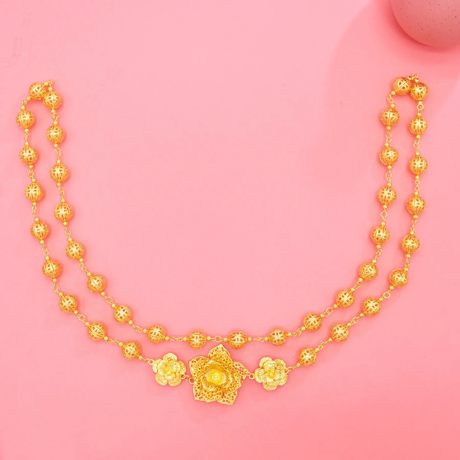 Женская цепочка на плечо с вырезами в этническом стиле