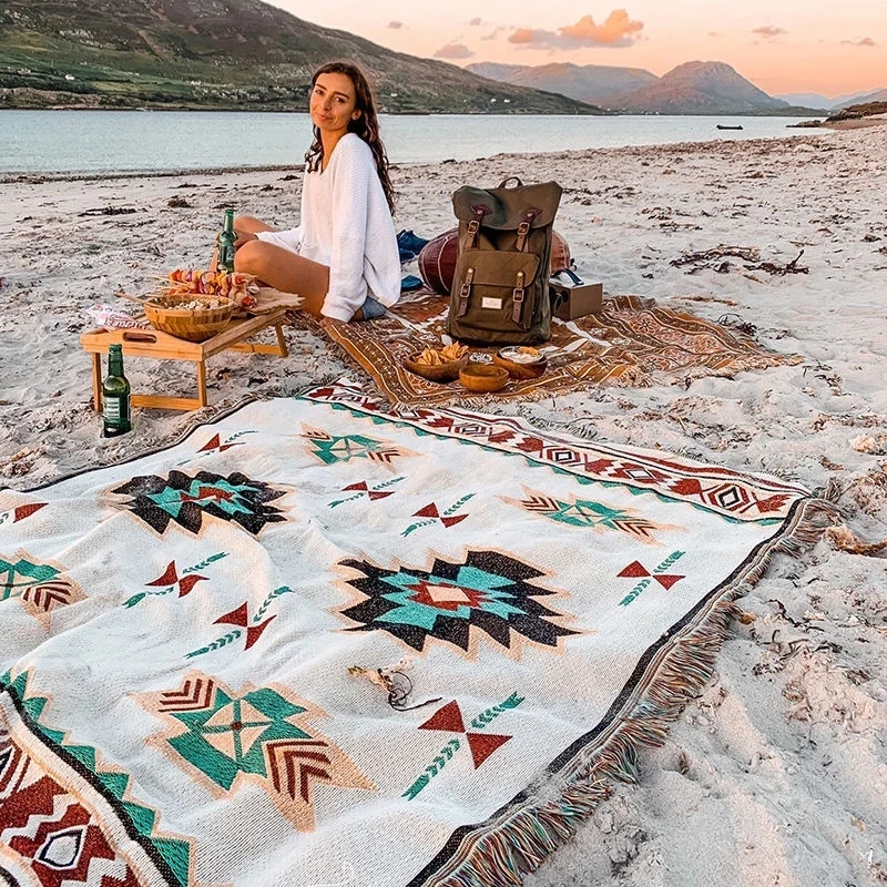 

2022 Beach Picnic Outdoor Camping Tassels Blanket Ethnic Bohemian Striped Plaid Blankets for Beds Sofa Mats Travel Rug Christmas