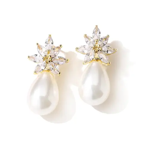 Геометрическая подвеска из меди с кубическим цирконием