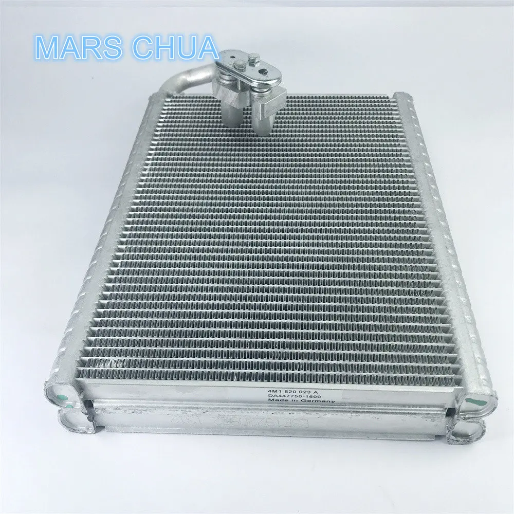 

4M1820023 4M1820023A 4M1820023B AC Evaporator Core Air Conditioning Evaporator Suitable for Audi A4 A5 A6 A7 A8 Q7 Q8 2019-2023