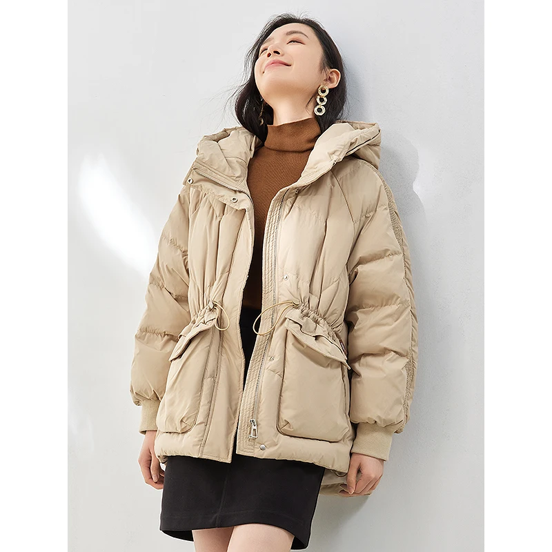 Рисунок 3 - Женский пуховик с длинным рукавом