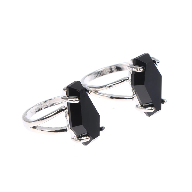 Женское кольцо с имитацией циркония в стиле Хэллоуин |