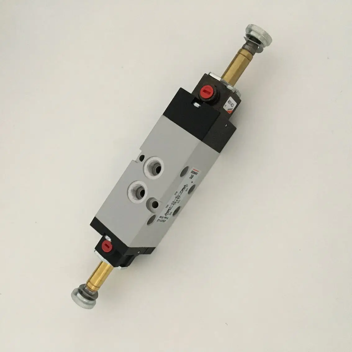 

478-011-22 Electro Pneumatic Valve, 5/3" CO, 1/8", Solenoid