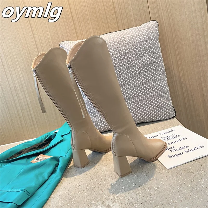 High boots women's 2022 winter new thick heels, middle heels, but knee high boots, rear zipper, thin boots, fashion single boots