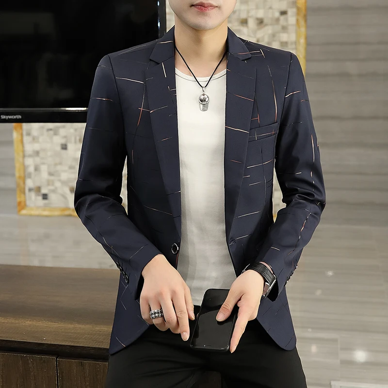 

2023Spring and autumn men's new fashion matching trend handsome high-end gold strip single west slim small suit jacket