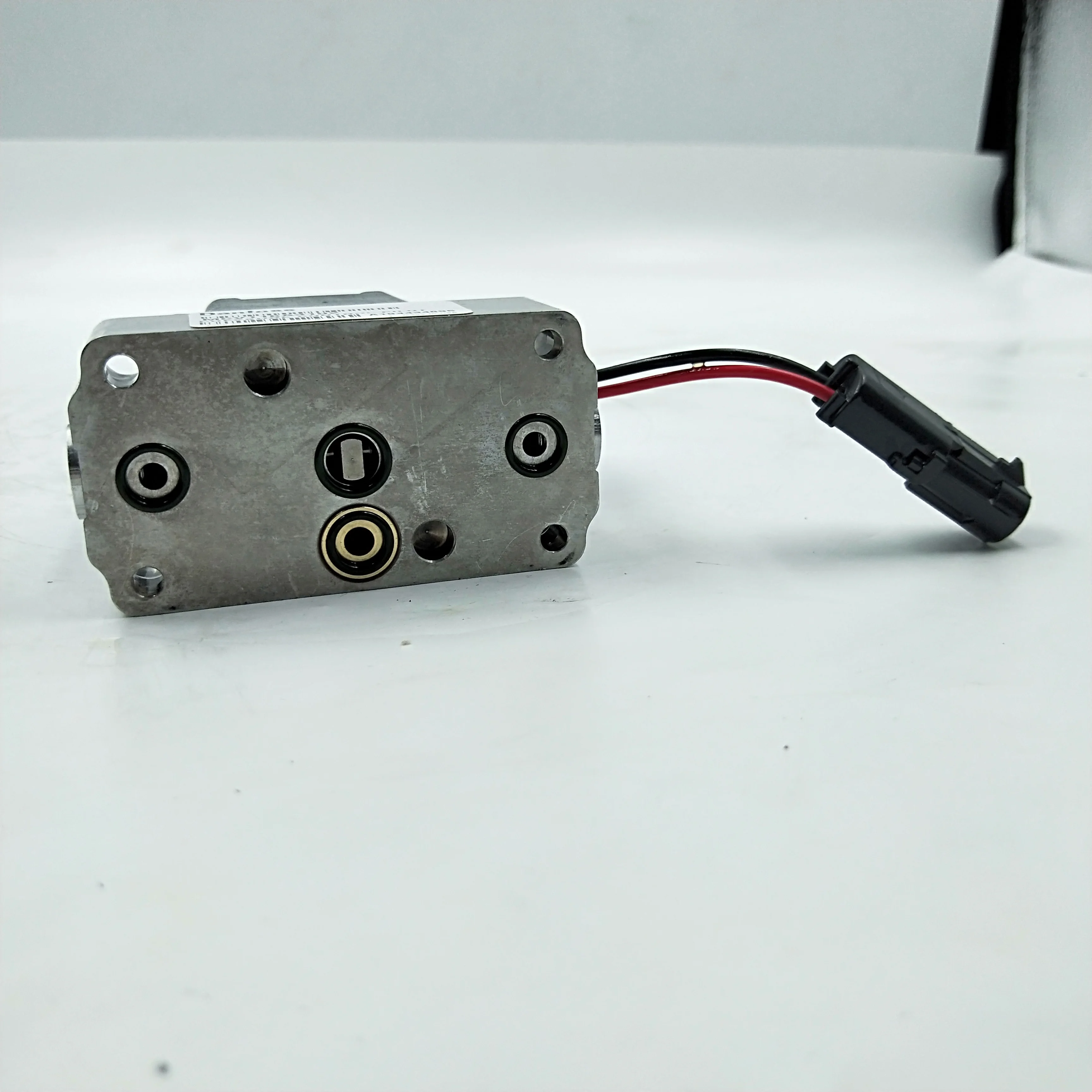 Пульт управления без давления серии MCV116A1101 MCV116A3102 MCV116A3203 MCV116A3 501