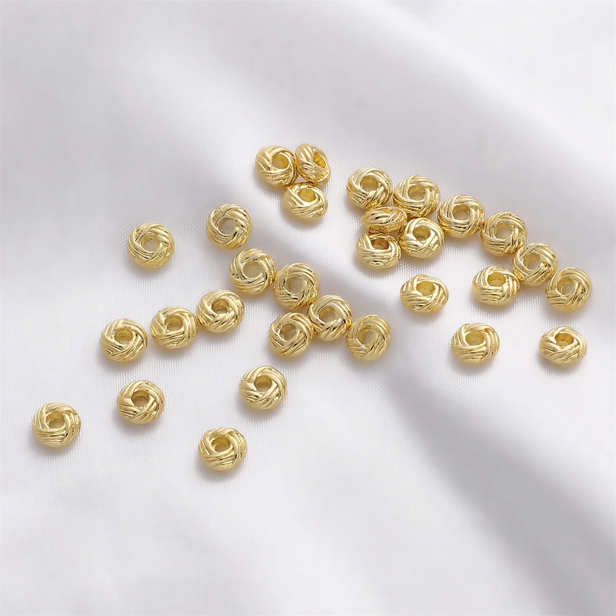 

10pcs 14K Gold/Silver Plated 6mm Brass Pineapple Knot Spacer Beads for Necklace Bracelet Women's DIY Making Jewelly Findings