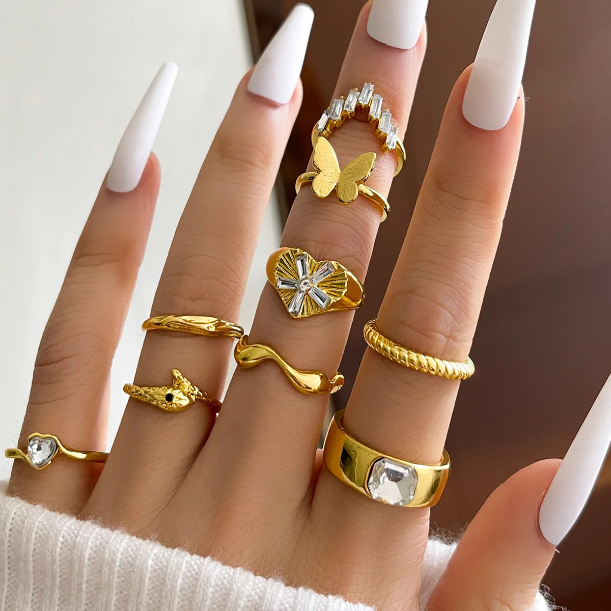 

HI MAN 9 Pcs/Set Mixed Snake Butterfly Zircon Heart Geometric Wave Rings Women Trend Versatile Wedding Bridal Jewelry