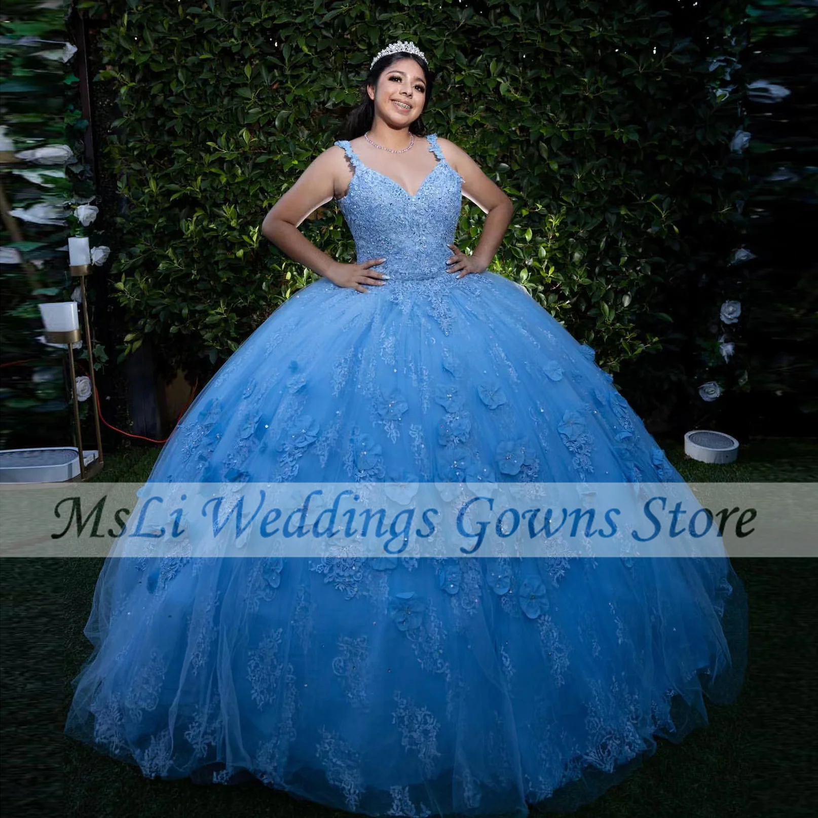 

Light Blue Quinceanera Dresses For Sweet 16 Girl Ball Gown 3D Flowers Beads Spaghetti Straps Party Formal Prom Dress Custom Made