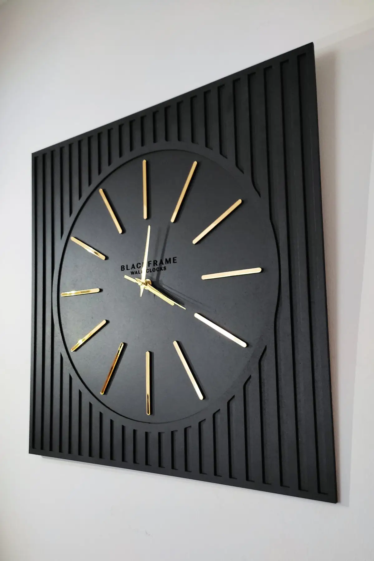 Lines Effects Series Special Design Wall Clock - Black & Gold - 50x50cm