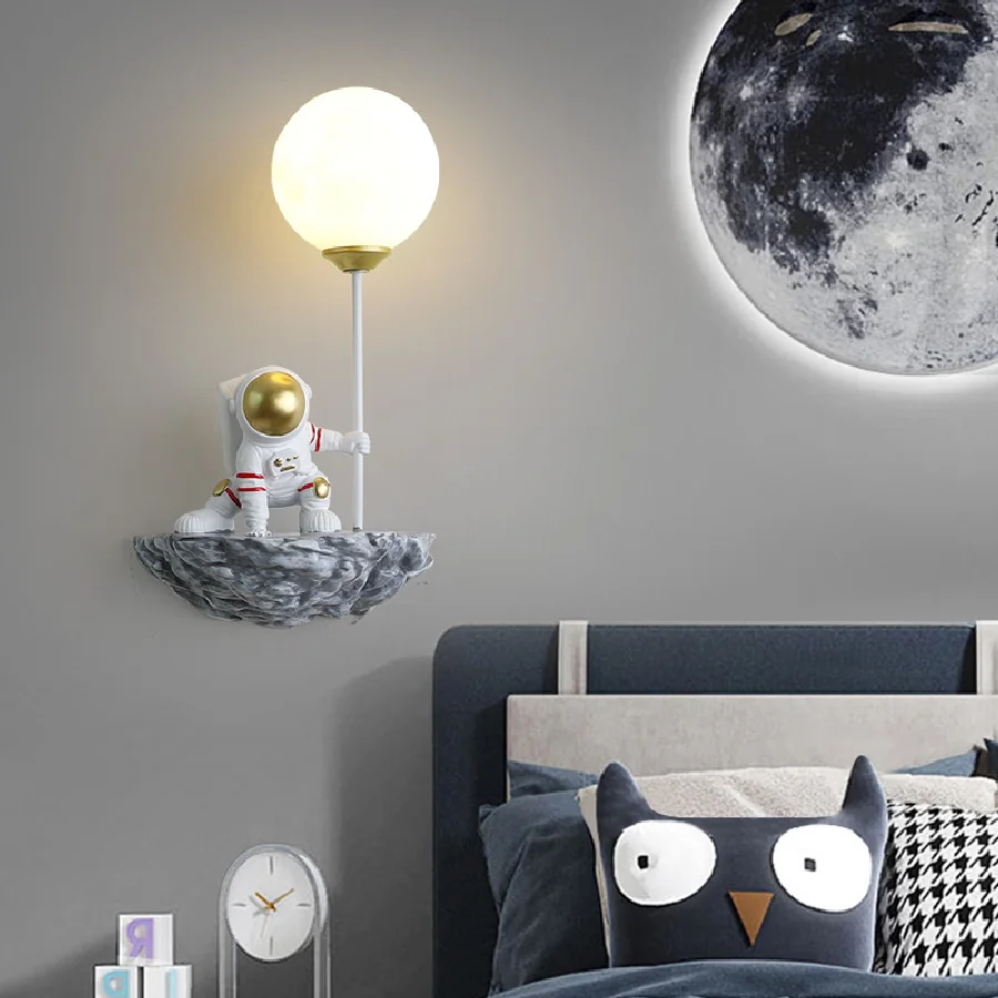 

Children's room lamp boy Nordic modern minimalist cartoon astronaut background wall eye protection le bedroom bedside wall lamp