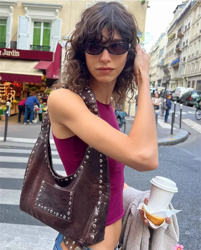 Новая декоративная сумка на плечо с заклепками в стиле ретро европейская и