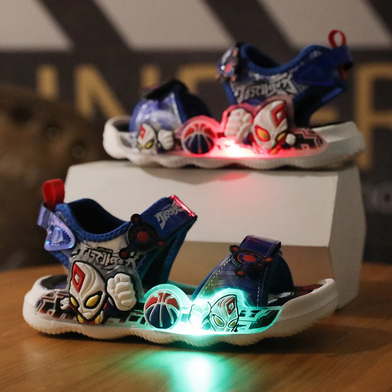 

Детские сандалии YISHEN, детская обувь с подсветкой, модная мультяшная обувь для мальчиков с подсветкой, уличная пляжная Летняя обувь