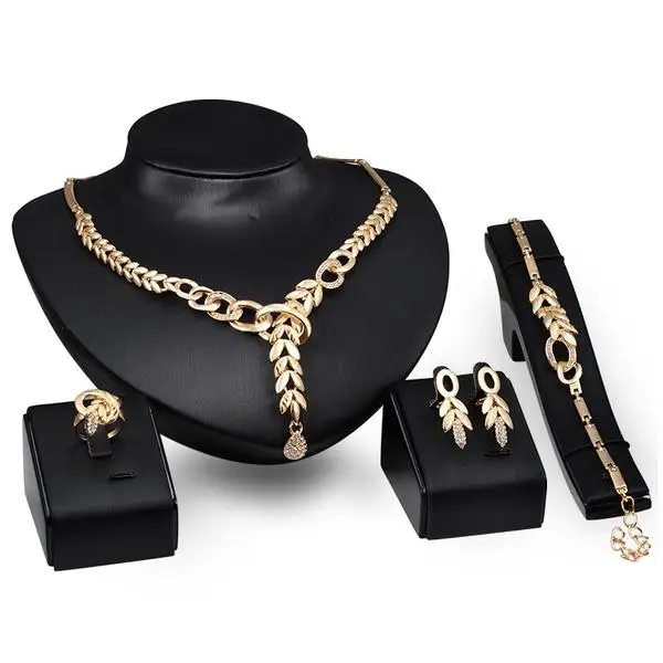 

LE Valentine's Day Gift Chunky Pendant Austrian Crystal Necklace Bracelet Ring Earrings 4PCs Jewelry Set For Women 30cm