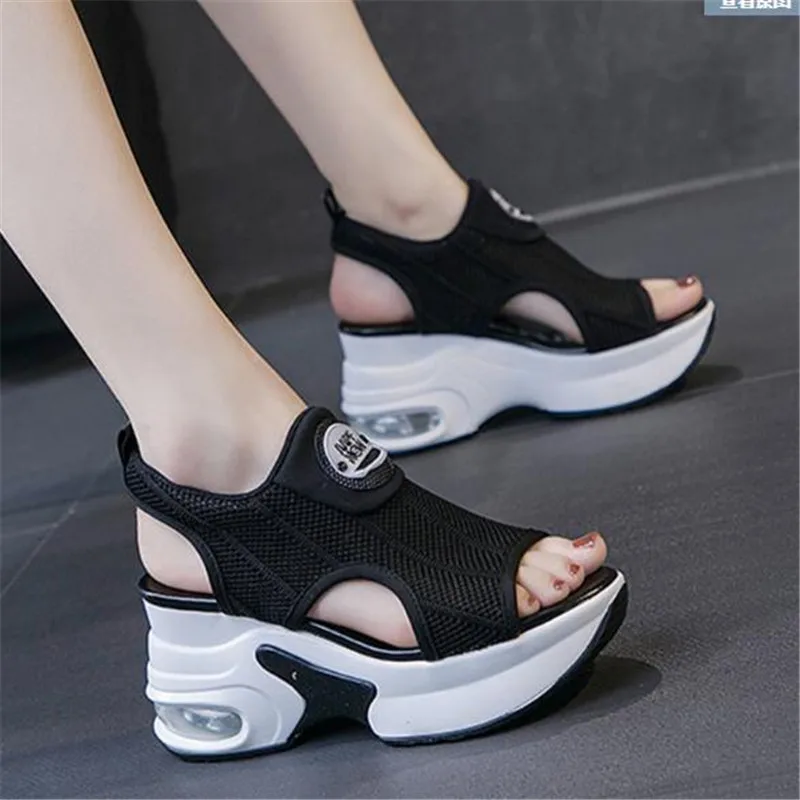 

Женские спортивные босоножки с вырезами, летняя Женская обувь в римском стиле с открытым носком, трикотажная женская обувь