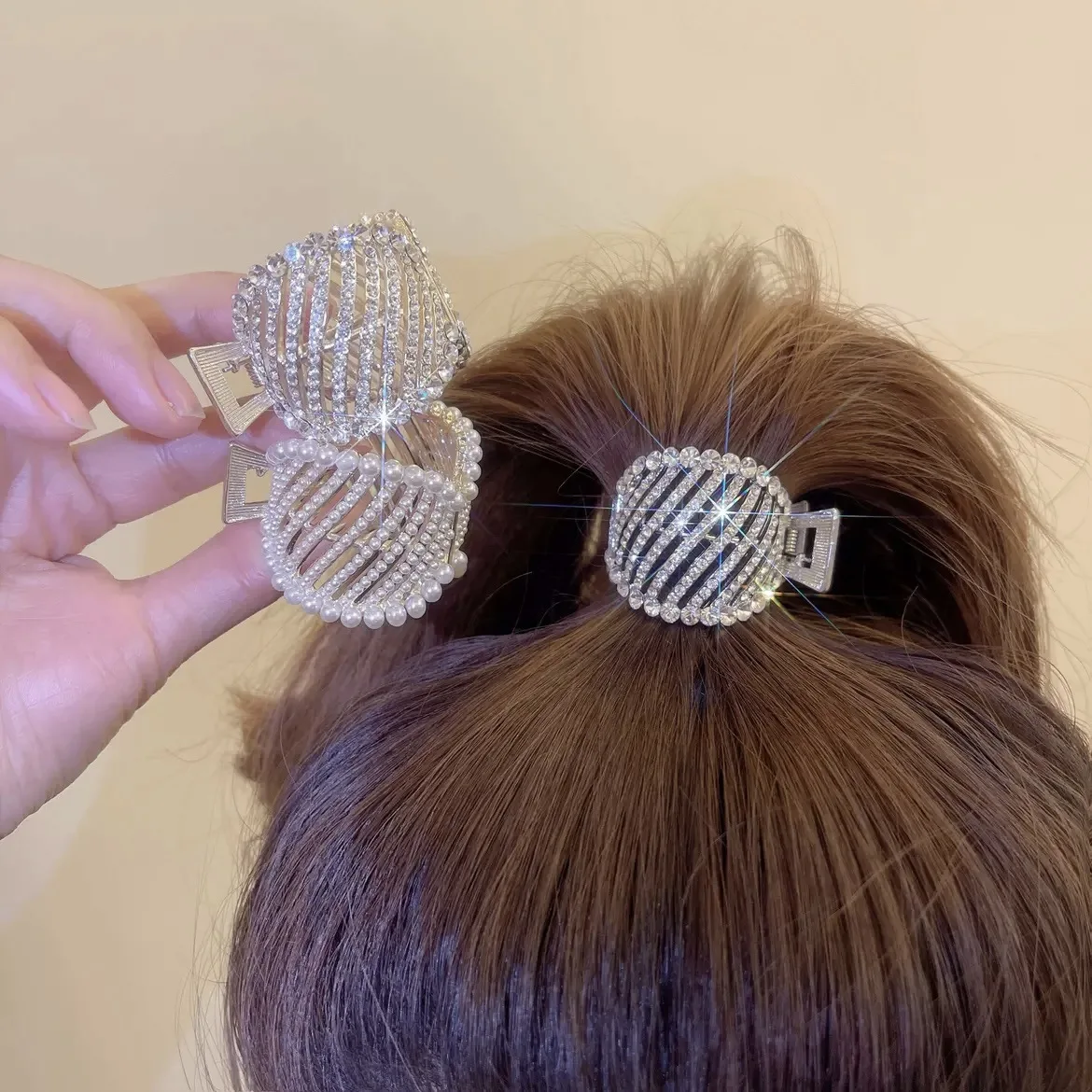 

Women Hair Accessories Retro Rhinestone Pearl Ponytail Braid Hair Claw Girls Bangs Clip Hairpins Fashion Top Headdress Headwear
