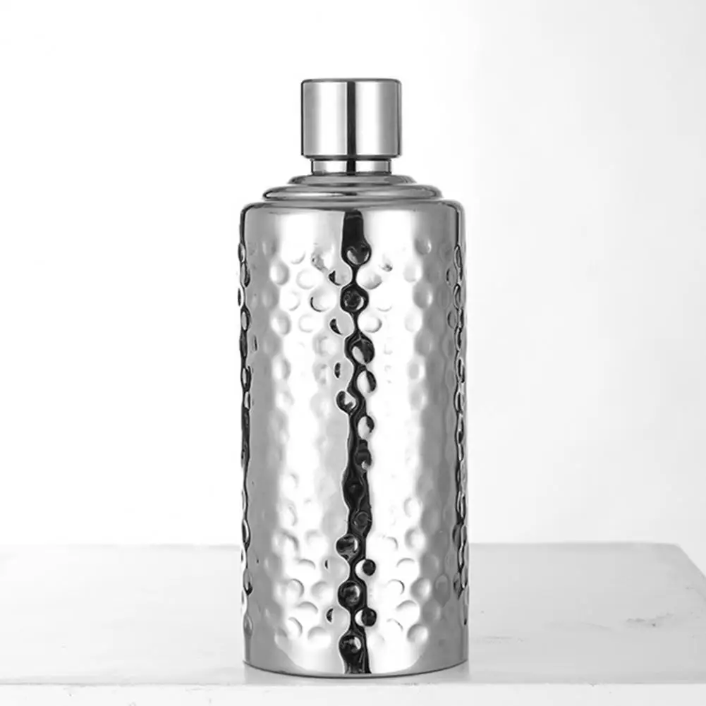 

Easy to Carry Wine Flask Strong Multipurpose Hip Flask Wine Flagon Drinkware Bottle-shaped Whiskey Flask Outdoor Supplies