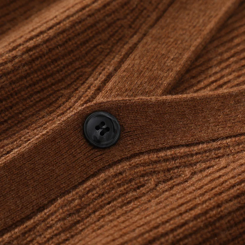 Мужской кардиган с V-образным вырезом толстый однотонный Повседневный вязаный