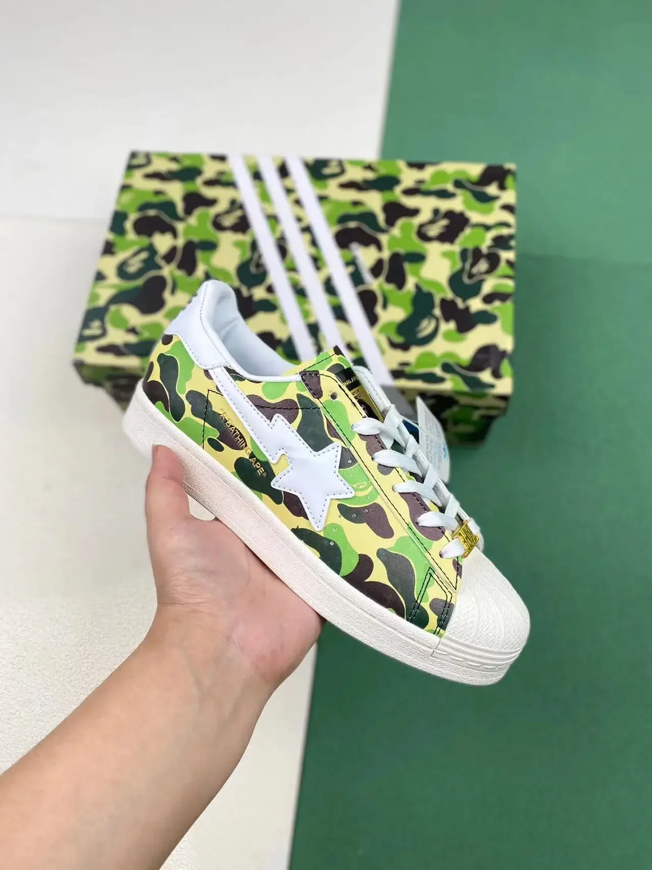 

2023 New STA platinum black shell head classic green camouflage black white CAMO men's and women's casual sneakers