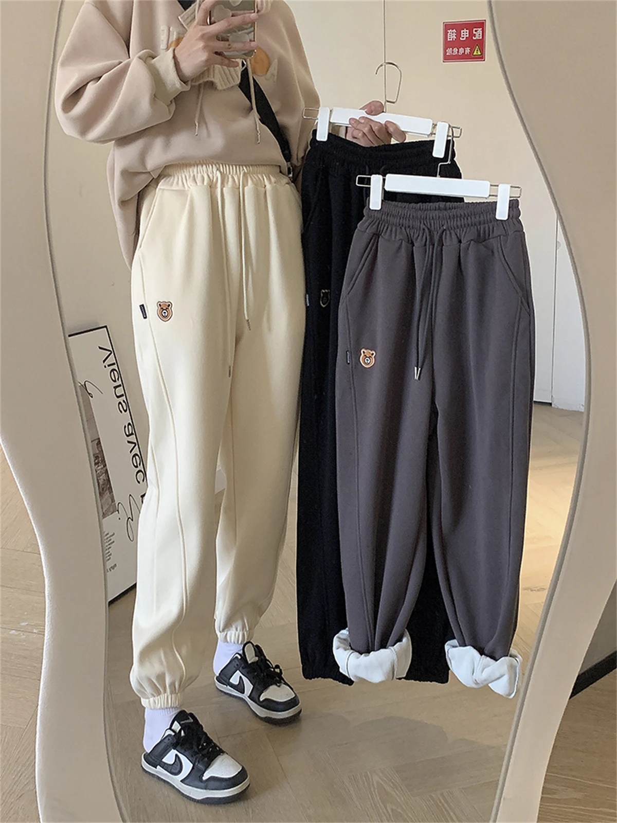 

Winter 2023 New Plush and Thickened Casual Corset Pants Korean Version Slim High Waist Radish Hallen Pants Female Pants