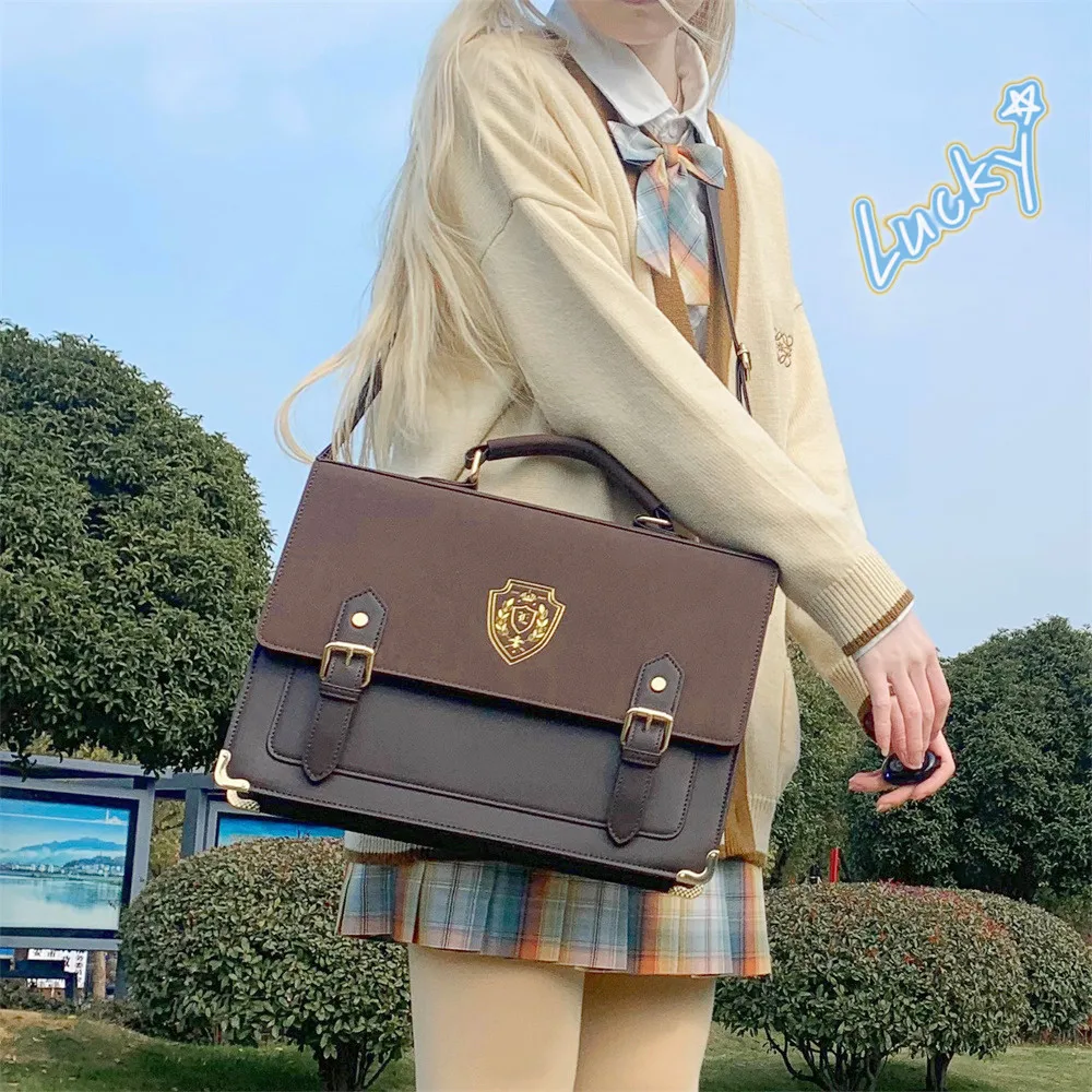 

Academic badge bag Lolita Japanese student messenger bag Simple British retro Cambridge bag Jk uniform girl backpack