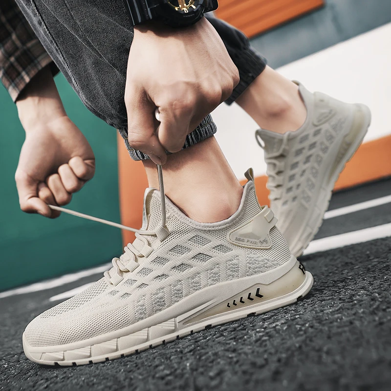 Men Fashion Walking Shoes 2022 New Lightweight Non-Slip Outdoor Leisure Sneakers for Men Hollow Mesh Concise Designer Male Shoes