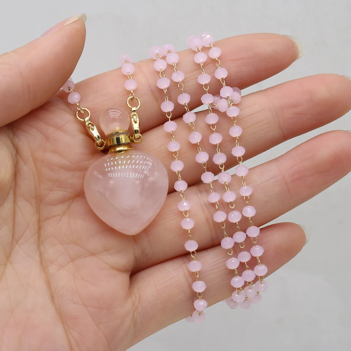 

Natural Heart Stone Rose Quartz Perfume Bottle Pendant Pink Crystal Chain Necklace for Woman Essential Oil Diffuser Jewelry Gift