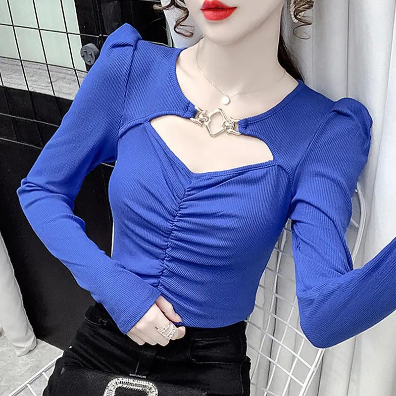 

T -shirt Female 2022 Design Significant Folding Round Collar Hollow Top Korean Slim Over -the -Melly Penal Bottom T -shirt