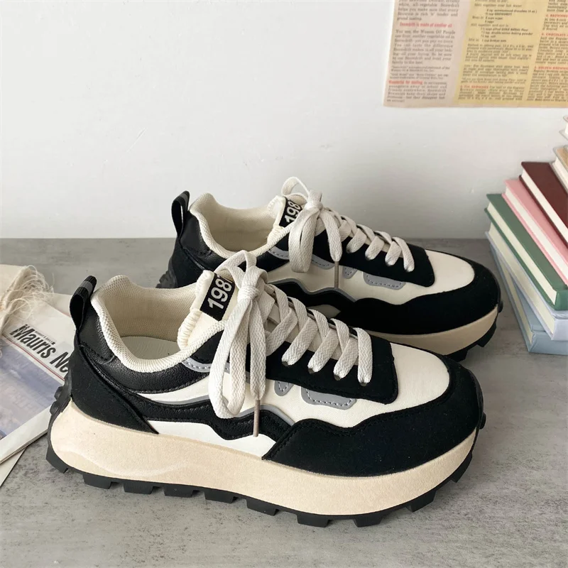 

Designer Sports Shoes Women's Sneakers Thick Sole Ladies Tennis Shoes Woman Lace Up Chunky Casual Shoes Sneakers Female