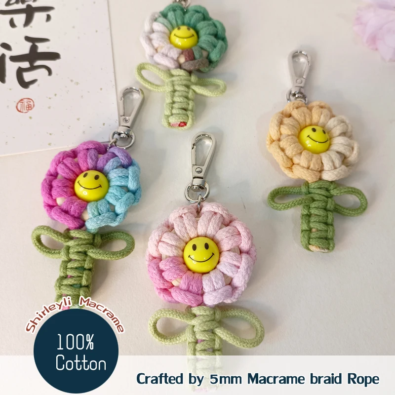 Брелки для ключей в виде смайликов цветов