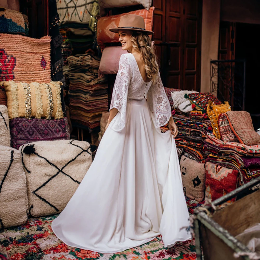 Фото Boho Две части 3/4 Рукава-колокольчики Свадебное платье Кружева Индивидуальная линия Шикарная шифоновая юбка Плюс Размер Совок сзади Пляжные свадебные платья №3