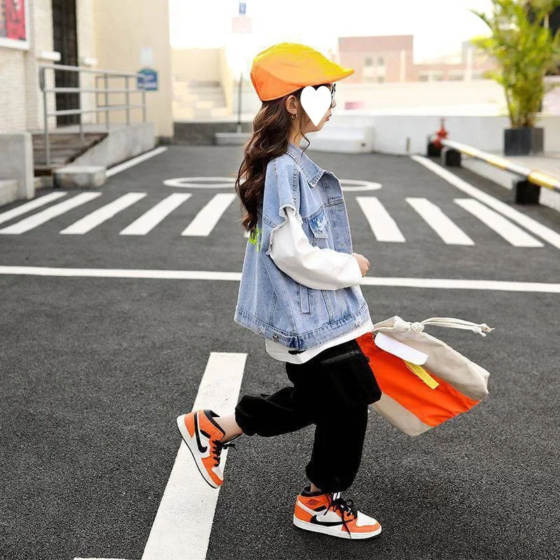 Стильный джинсовый жилет для девочек весенне-осенняя верхняя одежда корейская