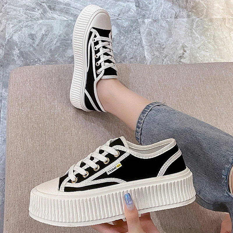 

Женская обувь на плоской подошве; Дизайнерская Женская парусиновая Обувь На Шнуровке в сеточку; Модные повседневные Нескользящие кроссовк...