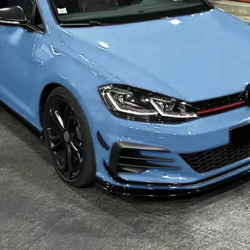Фото Комплект из 2-х сплиттеров-воздуховодов для переднего бампера VW Golf 7.5 GTI 2017-2019, аксессуары для тюнинга экстерьера и обвеса. №5