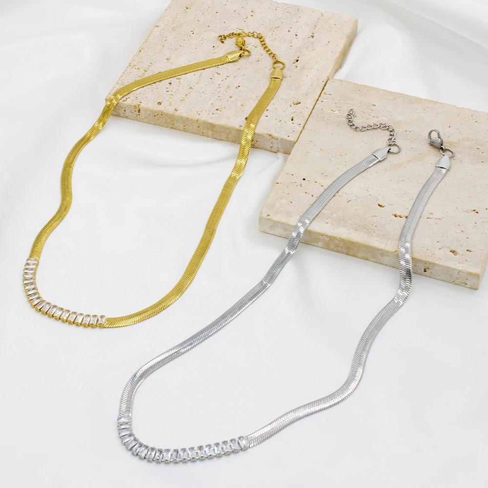 

2022 New Blade Snack Chain Necklace for Women High Quality Zircon Crystal Luxury Fine Jewelry Vacation Choker Collier Emo Gift