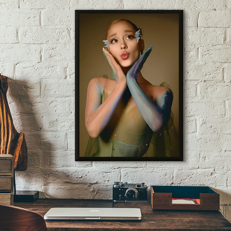 Горячая певица Ариана Гранде плакат самоклеящаяся художественная водостойкая