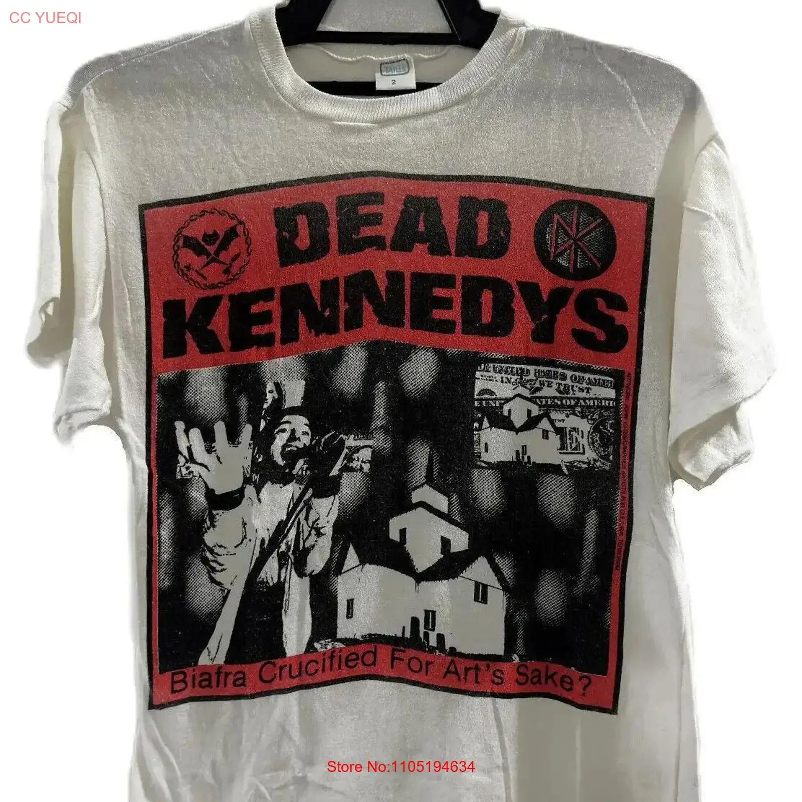 Фото ВИНТАЖНАЯ Футболка DEAD KENNEDYS белого цвета 80-х годов AN37237, винтажная стираная унисекс, мягкая, удобная, уличная, с графикой, универсальная №1